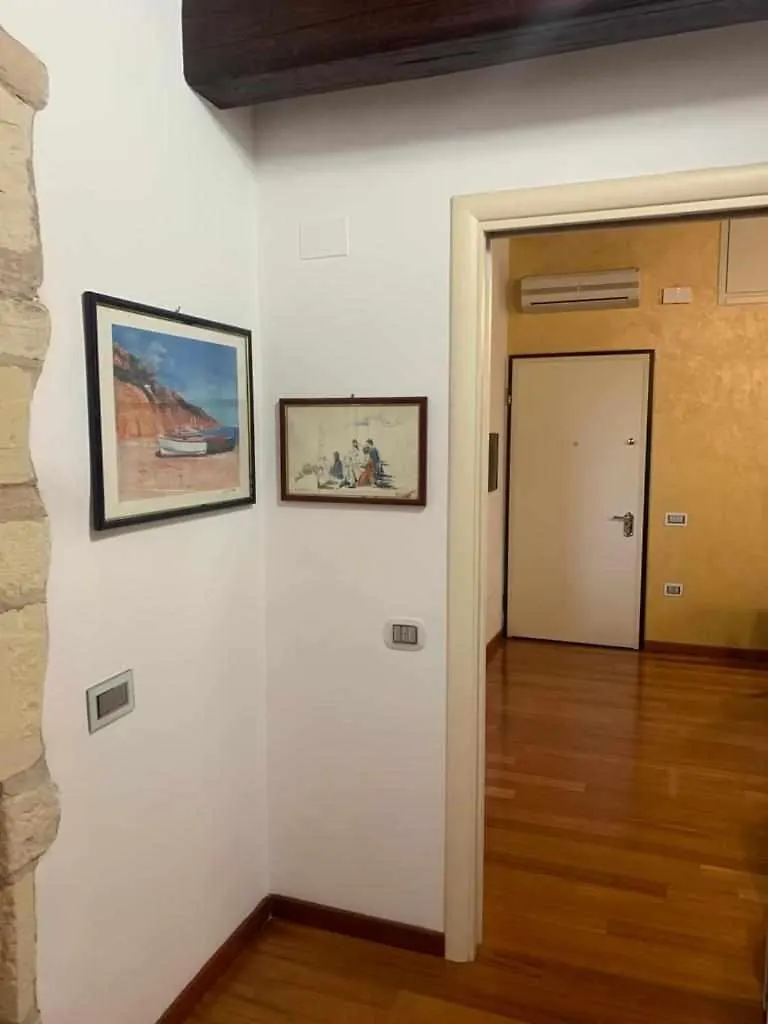 Piazzaitaliasuite Cagliari Apartment